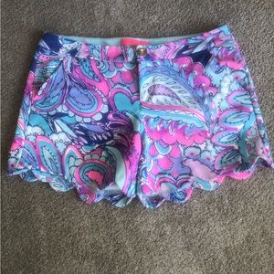 Lily Pulitzer short size 4
